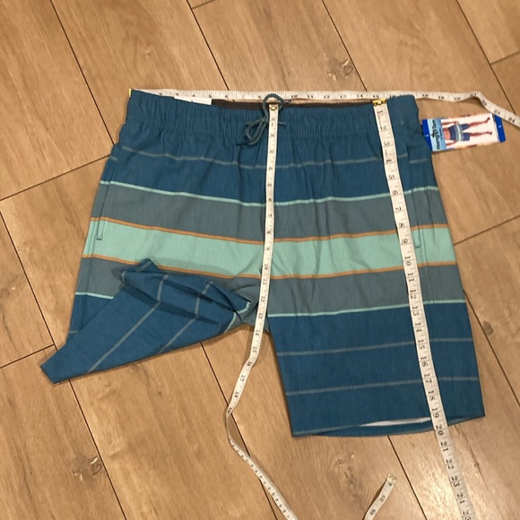 Hand Ten Green Swim Trunks For Men Size L - Picture 13 of 16